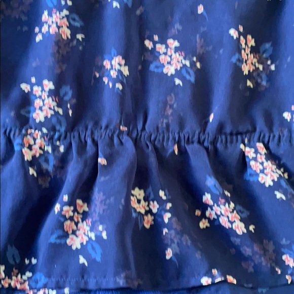 Sheer flowered print top - Picture 6 of 10